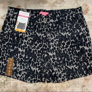 Isaac Mizrahi Tailored Leopard Shorts